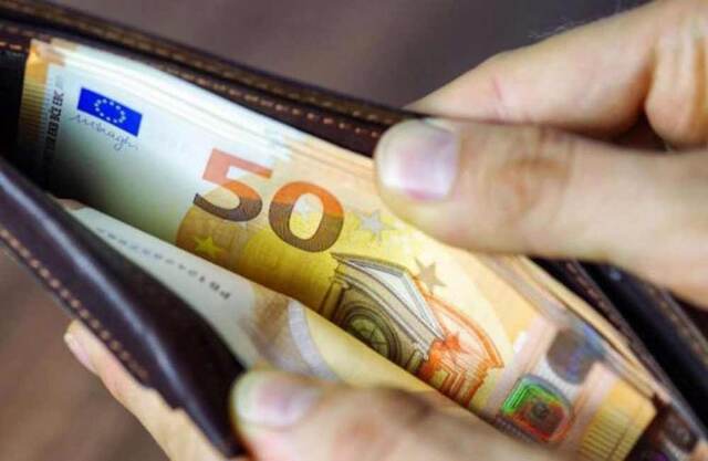 ΔΥΠΑ: Νέες διευκρινίσεις για τη καταβολή του επιδόματος των 1.000 ευρώ σε ανέργους